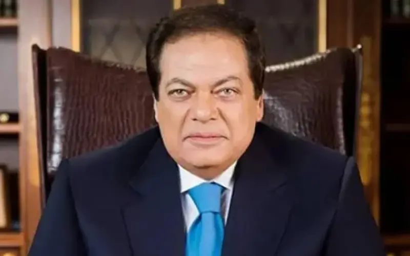 محمد أبو العينين يهنئ أبو قير للأسمدة بالصعود للدوري الممتاز